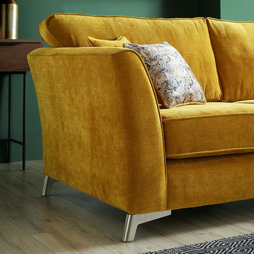 Idolic Chaise