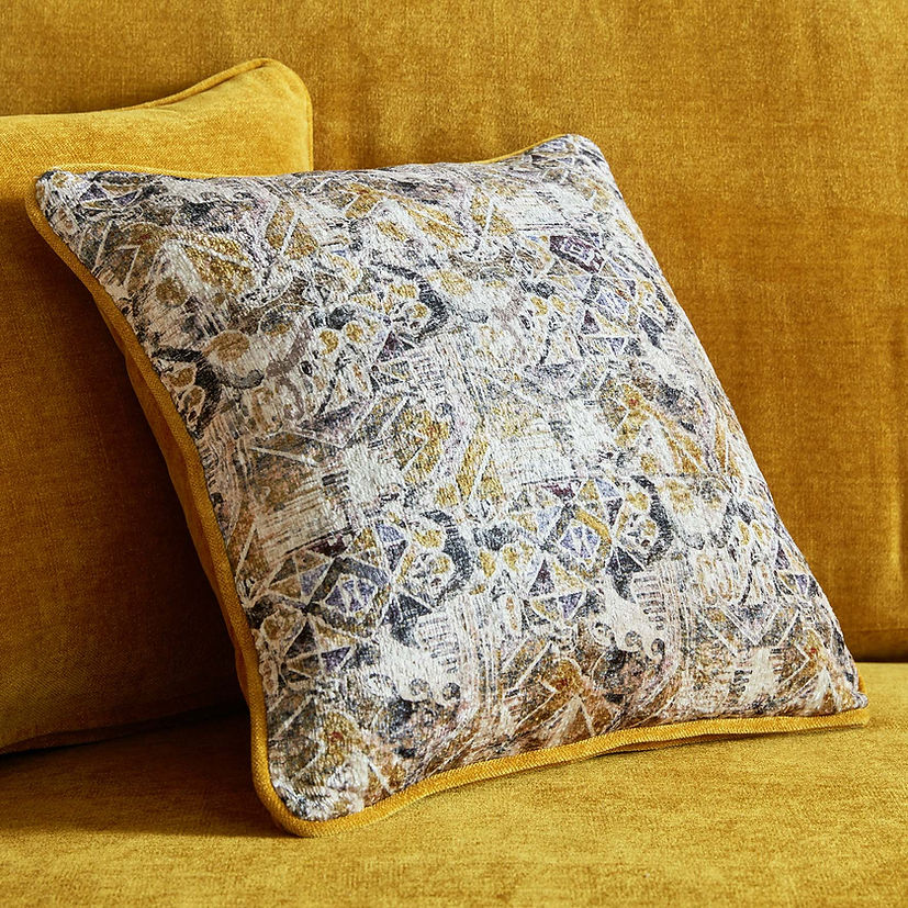 Idolic Chaise